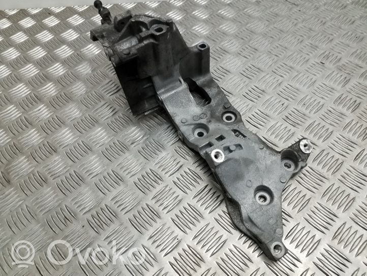 Audi A6 S6 C7 4G Supporto della pompa del carburante 04L903143B