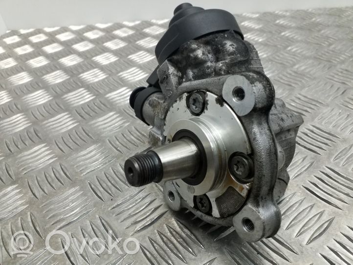 Volkswagen Tiguan Pompe d'injection de carburant à haute pression 03L130755