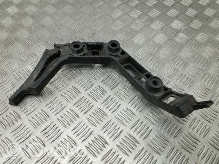 Volkswagen Golf VI Staffa angolare del supporto di montaggio del paraurti 5K6807394