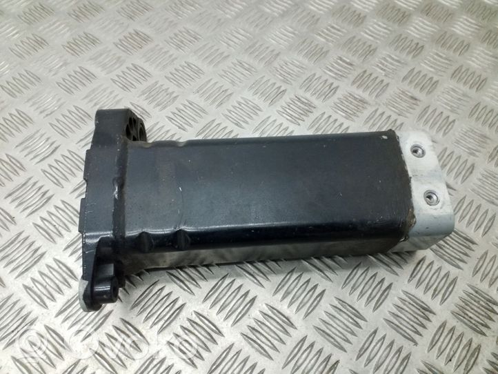 Audi A2 Travesaño del parachoques delantero 8Z0805120