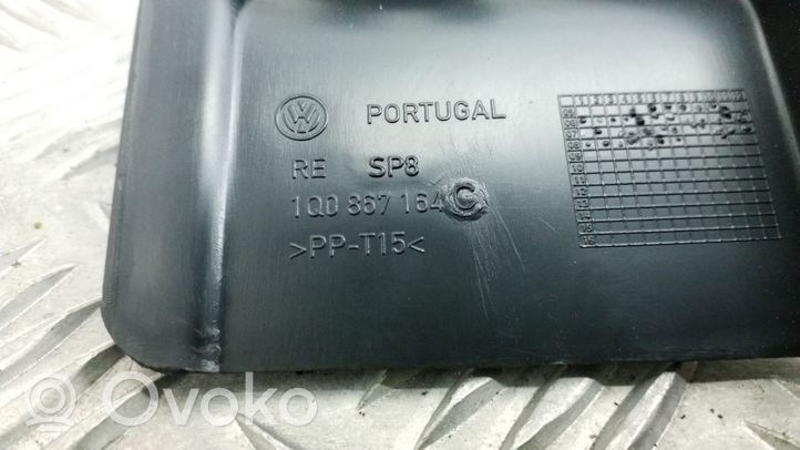 Volkswagen Eos Другая деталь отделки багажника 1Q0867164C