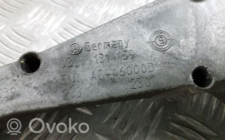 Audi A4 S4 B8 8K Supporto della valvola di raffreddamento EGR 03L131159