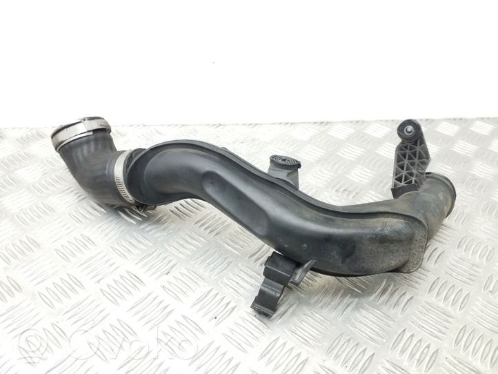 Volkswagen Tiguan Schlauch / Leitung Ladeluftkühler 5N0145770A