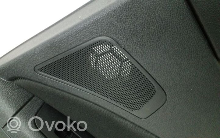 Skoda Superb B6 (3T) Takaoven verhoilu 3T5867212