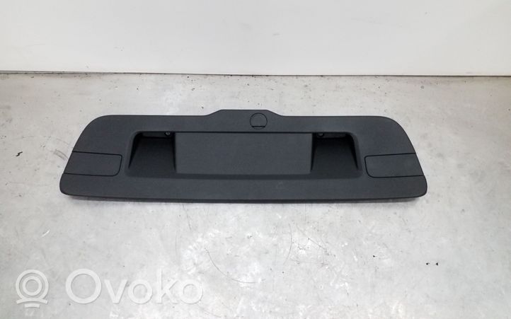 Volkswagen Jetta VI Tailgate/boot lid cover trim 5C6867605A