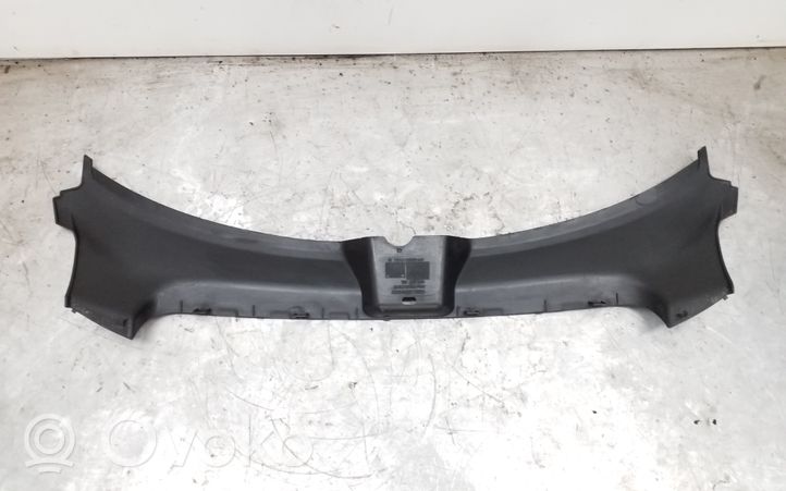 Audi A6 S6 C6 4F Staffa del pannello di supporto del radiatore parte superiore 4F0807081