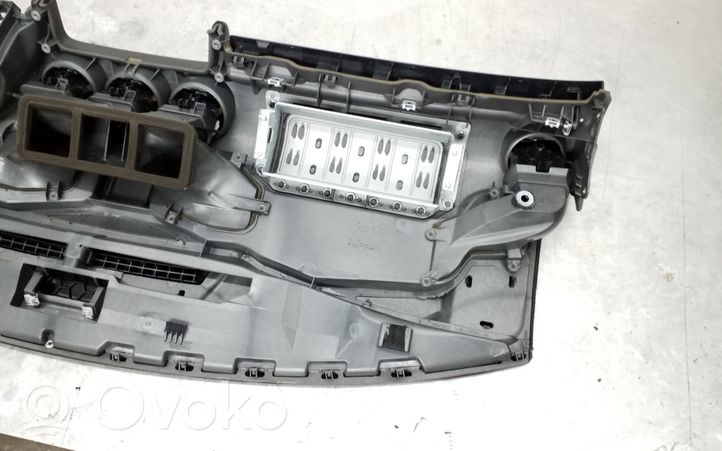 Seat Exeo (3R) Panelė 3R1857003C