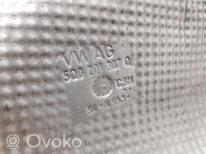 Volkswagen Golf VII Osłona termiczna rury wydechowej 5Q0201307Q