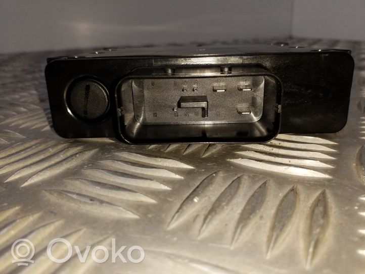 Audi A6 S6 C7 4G Module convertisseur de tension 8K0959663F