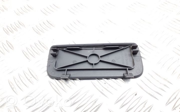 Volkswagen Tiguan Moulure feu arrière 5N0867658