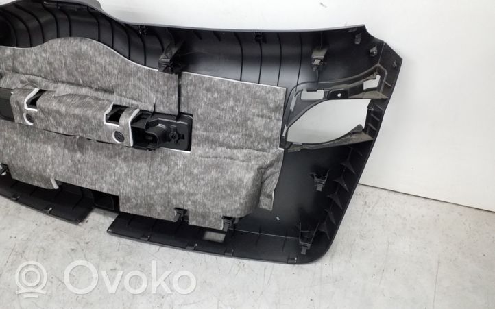 Audi Q5 SQ5 Takaluukun alaosan verhoilu 8R0867979B