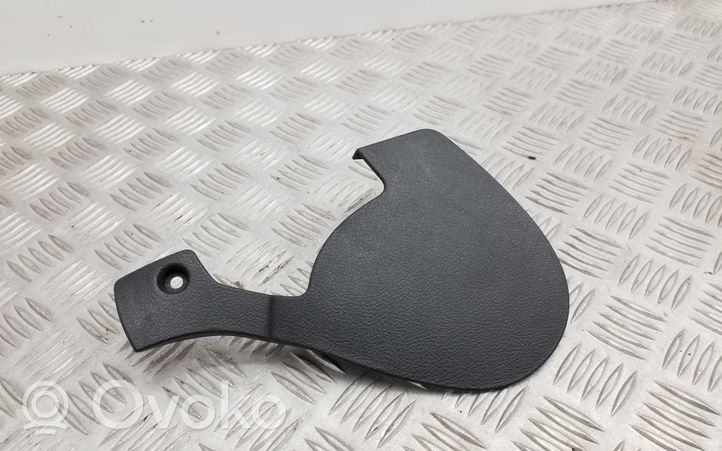 Volkswagen Jetta VI Moldura del asiento 5C6881480D