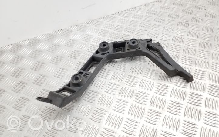 Volkswagen Golf VI Staffa angolare del supporto di montaggio del paraurti 5K6807393C