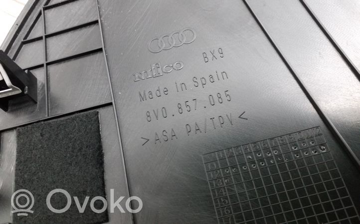 Audi A3 S3 8V Kojelaudan sivupäätyverhoilu 8V0857085