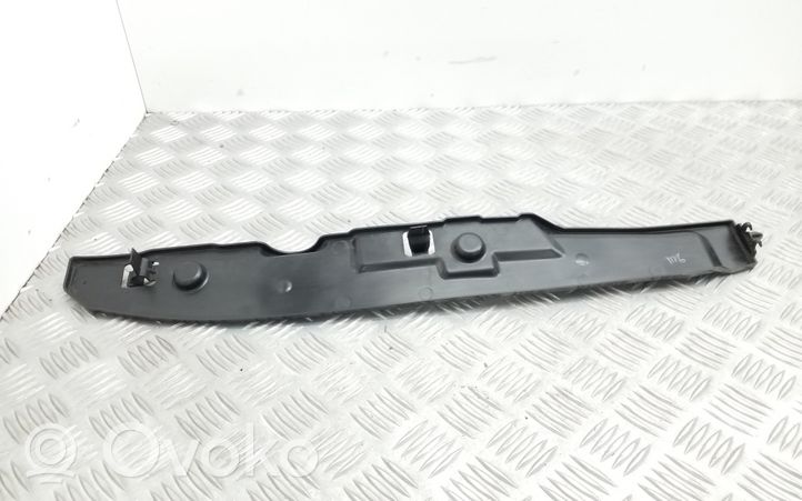 Volkswagen Jetta VI Supporto/guarnizione in poliuretano espanso del parafango 5C6821112