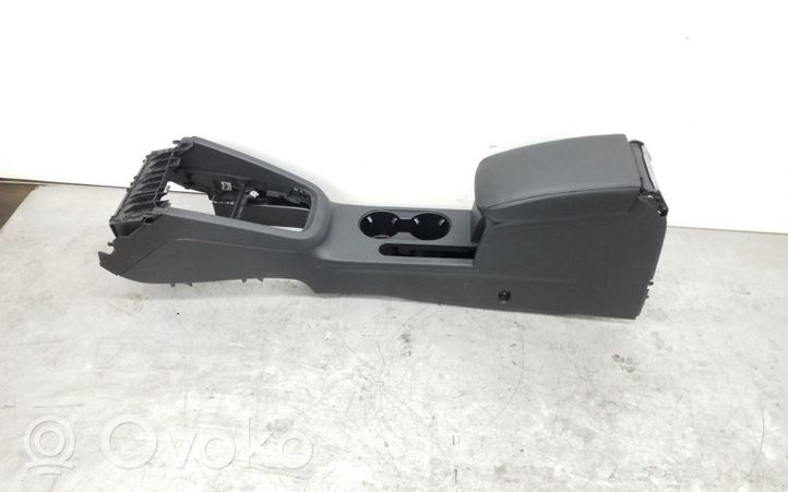 Volkswagen Jetta VI Center console 5C8863765