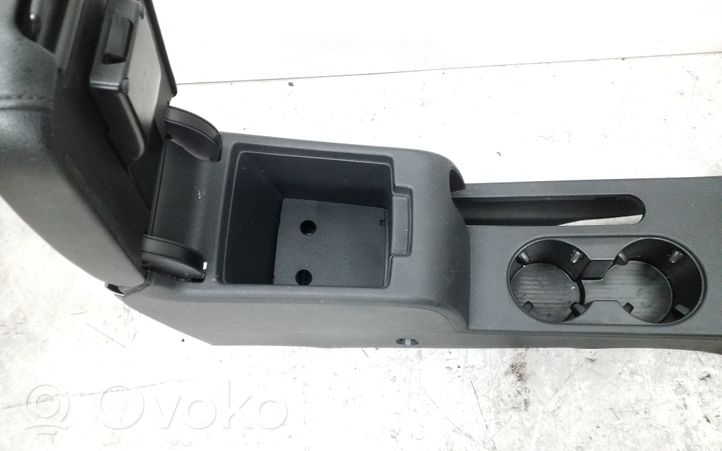 Volkswagen Jetta VI Center console 5C8863765