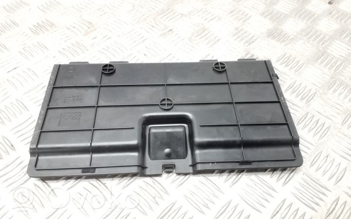 Volkswagen Touran II Trunk/boot trim cover 1T0868845