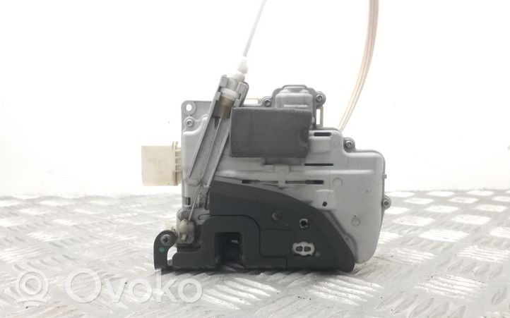 Audi A3 S3 8P Front door lock 4F2837016B