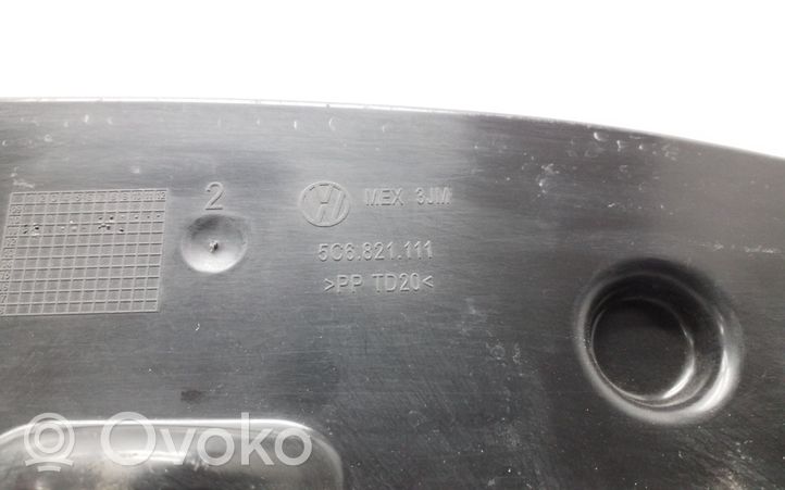 Volkswagen Jetta VI Supporto/guarnizione in poliuretano espanso del parafango 5C6821111