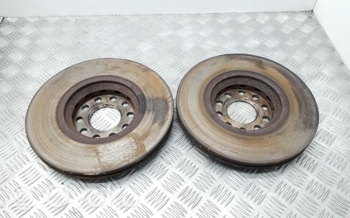 Seat Exeo (3R) Bremsscheibe vorne 