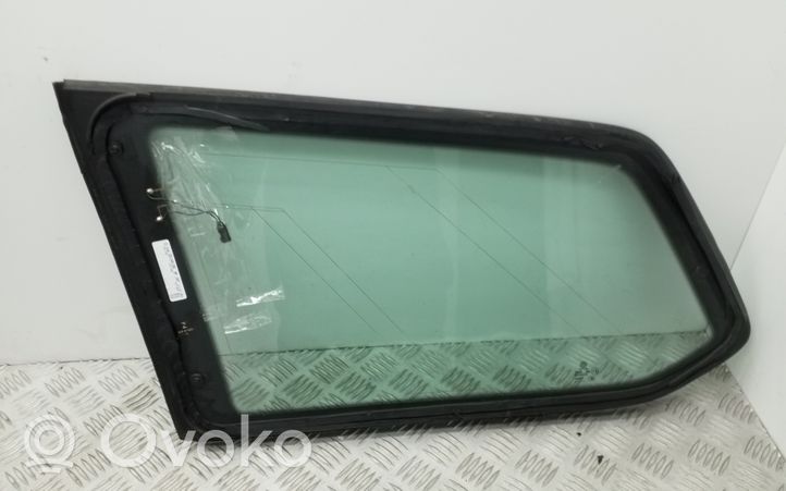 Volkswagen PASSAT B8 Fenêtre latérale avant / vitre triangulaire 3G9845298BP