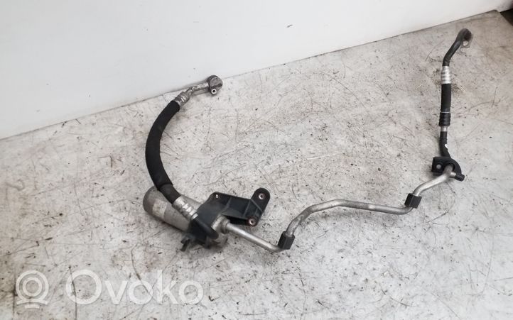 Audi A6 S6 C6 4F Ilmastointilaitteen putki (A/C) 4F0260707AB