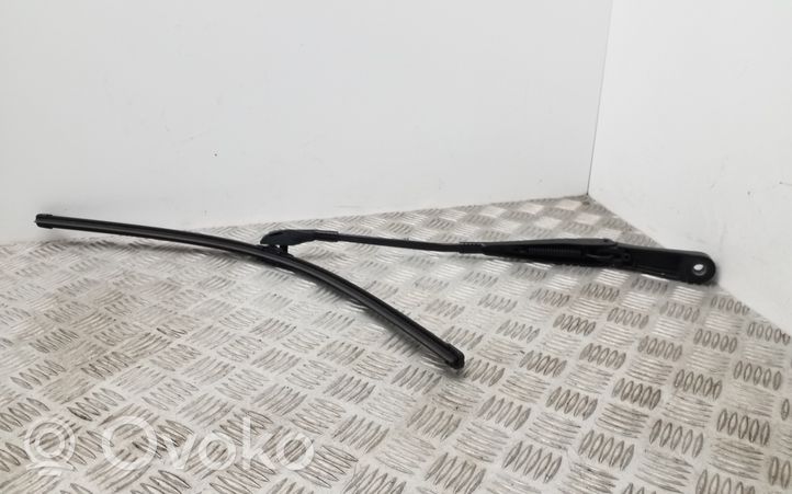 Volkswagen Touareg II Front wiper blade arm 7P0955409B