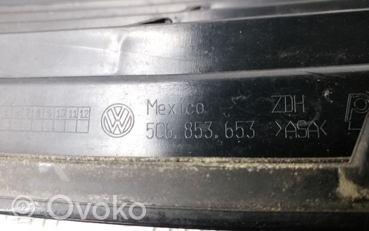 Volkswagen Jetta VI Grotelės priekinės 5C6853653