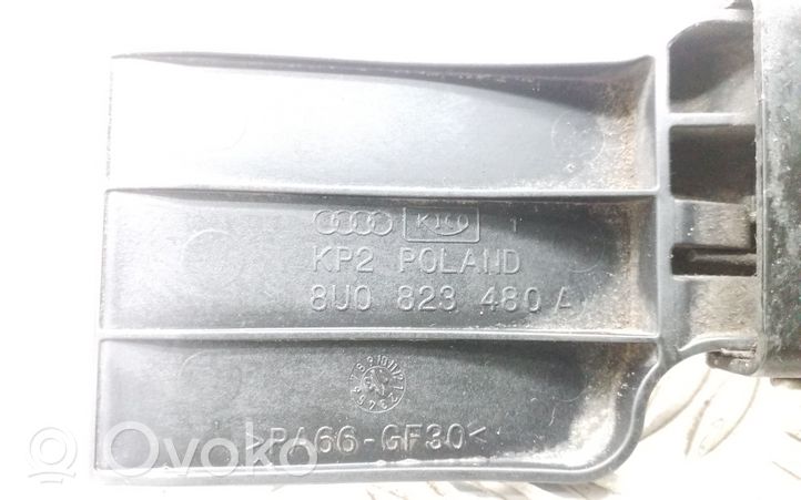 Audi Q3 8U Konepellin lukituksen salpahaka 8U0823480A