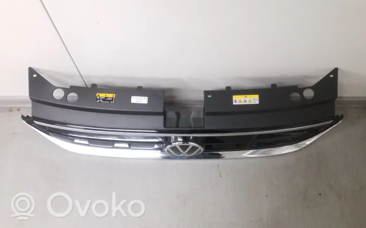 Volkswagen Tiguan Maskownica / Grill / Atrapa górna chłodnicy 5NA853651BJ