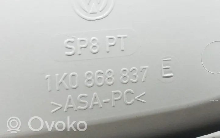 Audi Q3 F3 Światło fotela przedniego 1K0868837E