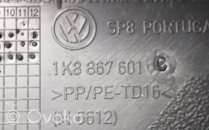 Volkswagen Scirocco Poszycie klapy tylnej bagażnika i inne elementy 1K8867601C