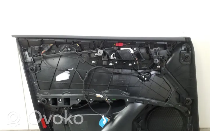 Audi A4 S4 B9 8W Priekšējo durvju apdare 8W0867118