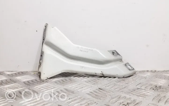 Audi A1 Fender mounting bracket 8X0821136A