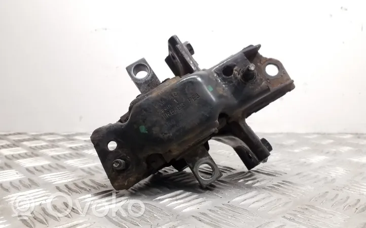 Audi A1 Supporto della scatola del cambio 6R0199555