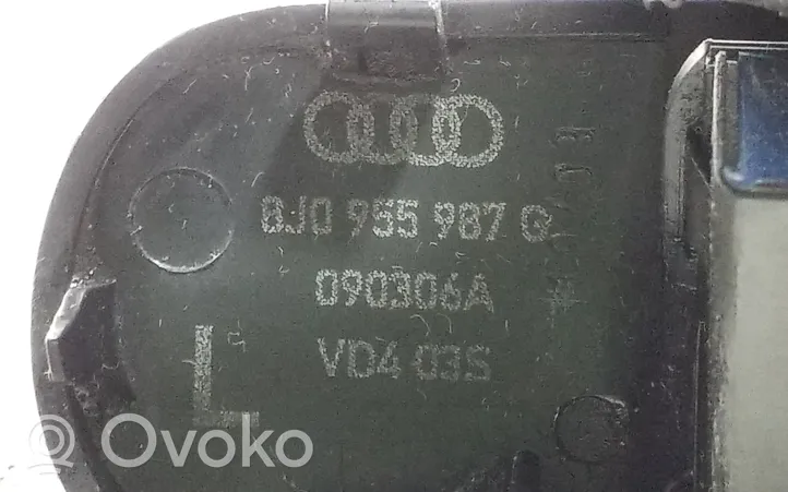 Audi TT TTS Mk2 Langų skysčio purkštukas (-ai) priekinio stiklo 8J0955987G