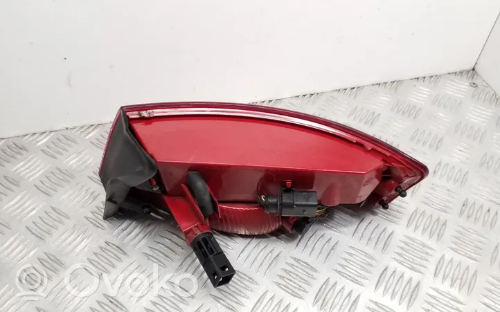 Audi A5 8T 8F Lampa tylna 8T0945095D