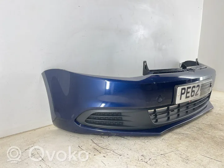 Volkswagen Jetta VI Front bumper 5C6807221B