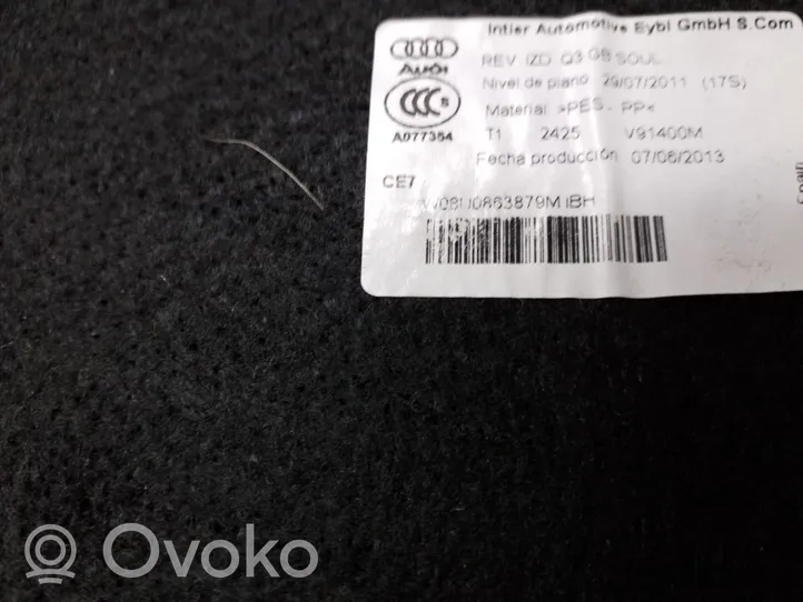 Audi Q3 8U Boczek / Tapicerka / bagażnika 8U0863879M