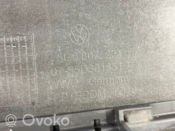 Volkswagen Golf VII Pare-choc avant 5G0807221