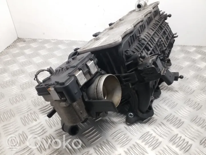 Volkswagen Golf VII Intake manifold 04E129711E