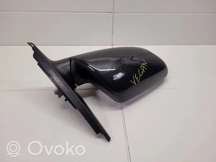 KIA Venga Front door electric wing mirror 