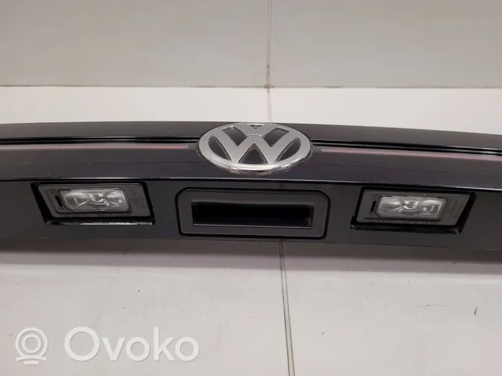 Volkswagen T-Cross Отделка номерного знака 