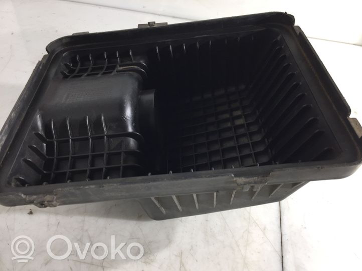 KIA Sorento Scatola del filtro dell’aria 281113E200