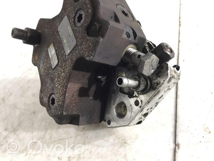 BMW X5 E70 Pompe d'injection de carburant à haute pression 7798333