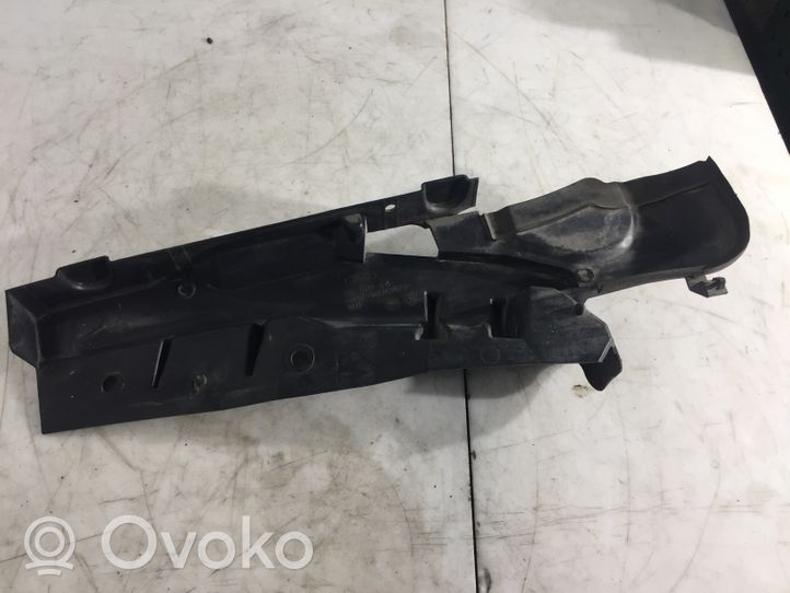 Ford C-MAX I Uchwyt / Mocowanie błotnika przedniego 3M51R02477