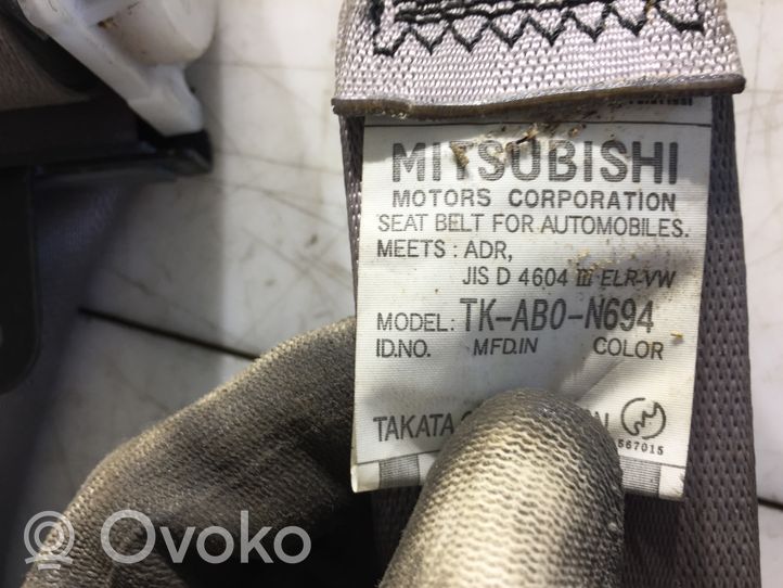 Mitsubishi Grandis Kolmannen istuinrivin turvavyö TKAB0N694