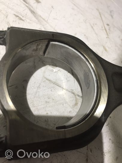 Volvo S60 Piston avec bielle 75L101