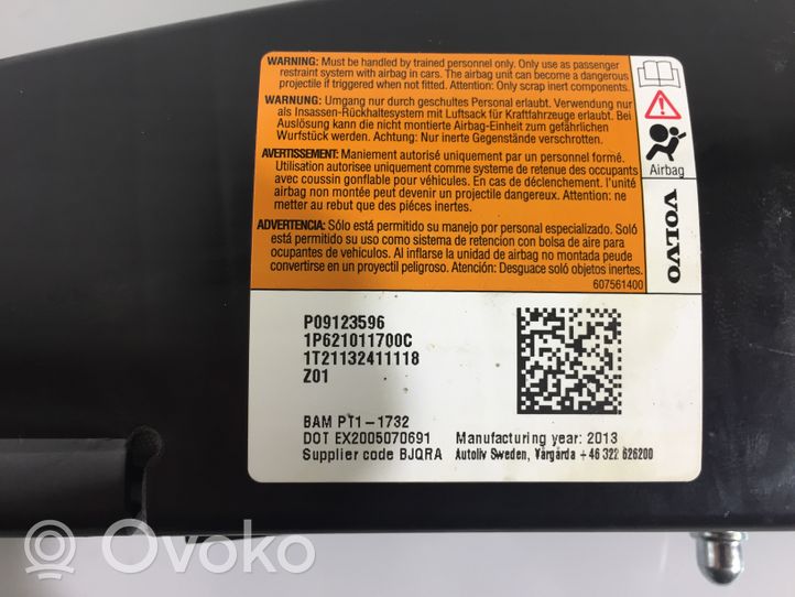 Volvo V40 Airbag de siège 1P621011700C